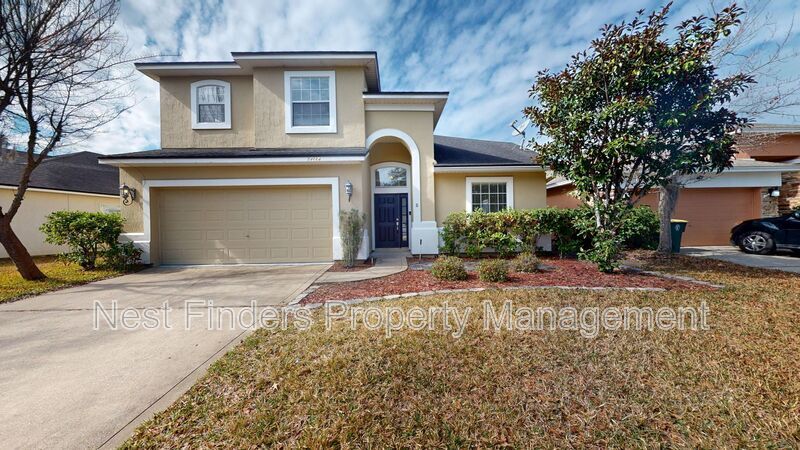 14664 Falling Waters Dr in Jacksonville, FL - Building Photo