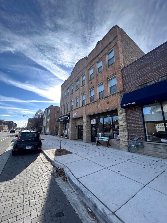 3120 Oak Park Ave in Berwyn, IL - Building Photo