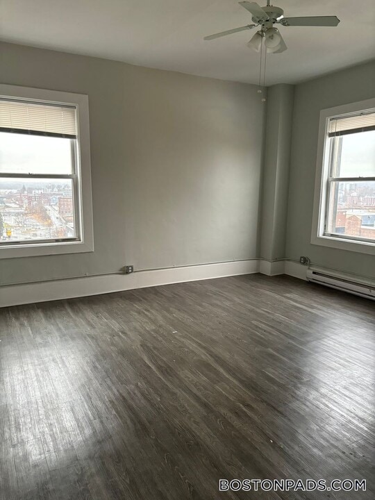 50 Franklin St in Worcester, MA - Building Photo