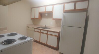 2526 Dartmouth St in College Station, TX - Building Photo - Building Photo