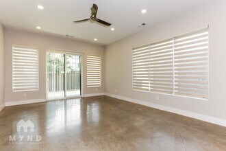 2345 Vagas St in Dallas, TX - Building Photo - Building Photo