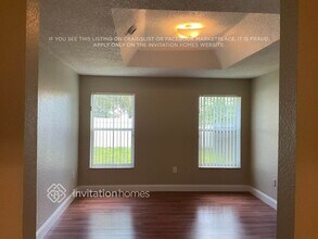 13711 N Garden Cove Cir in Davie, FL - Building Photo - Building Photo