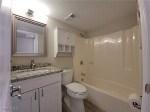 4198 27th Ct SW in Naples, FL - Building Photo - Building Photo