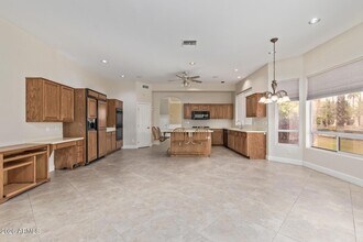 589 N Acacia Dr in Gilbert, AZ - Building Photo - Building Photo