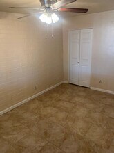 3913 S Queen Palm Dr in Tucson, AZ - Building Photo - Building Photo