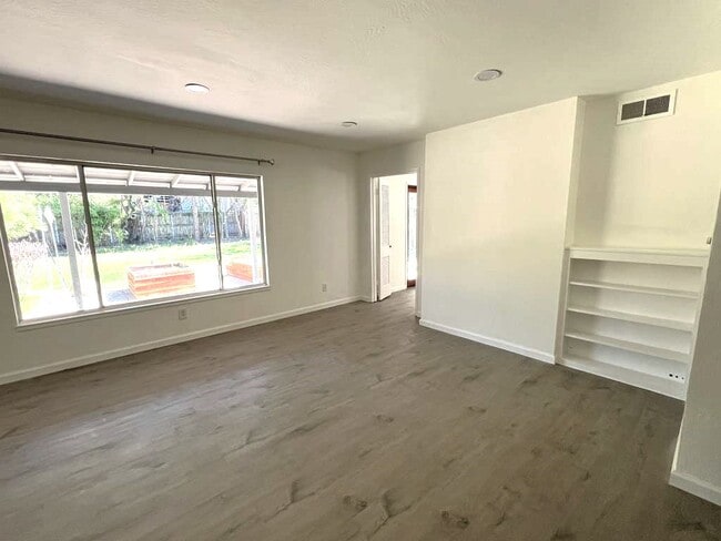 3736 Orangerie Way in Carmichael, CA - Building Photo - Building Photo