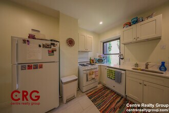 1855 Beacon St, Unit 2 in Brookline, MA - Building Photo - Building Photo