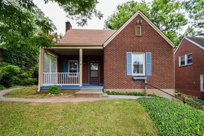 property at 1334 Woodbine St SE