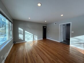 807 Elm Ave in Geneva, IL - Building Photo - Building Photo