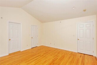 4800 Oakland Ave in Harrison, NY - Building Photo - Building Photo