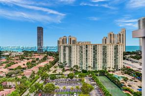 19380 Collins Ave, Unit # PH-18 in Sunny Isles Beach, FL - Building Photo - Building Photo