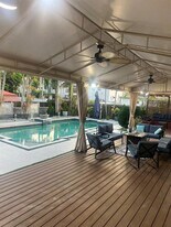1430 Polk St in Hollywood, FL - Building Photo