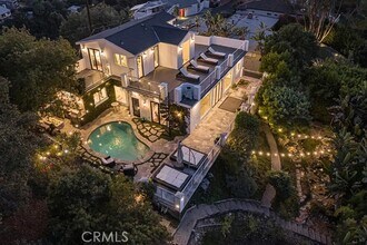 3642 Alta Mesa Dr in Los Angeles, CA - Building Photo - Building Photo