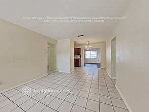 4915 Eldorado Dr in Tampa, FL - Building Photo - Building Photo