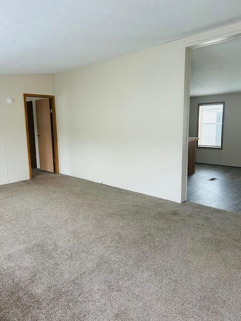 273 Laurel Leah in Oxford, MI - Building Photo - Building Photo