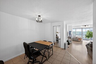 2 Adams St in Denver, CO - Foto de edificio - Building Photo