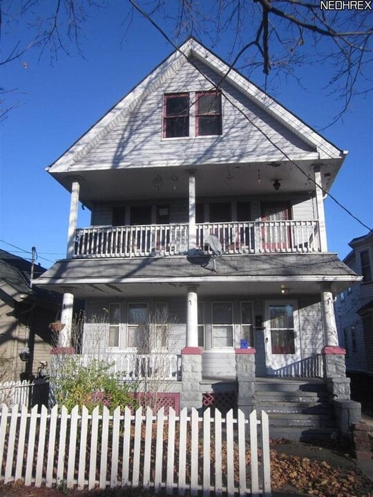 2249 W.11th Street, Unit 2 Up Front in Cleveland, OH - Building Photo