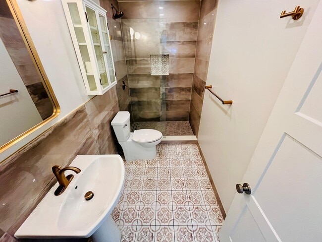 1215 NE 17th Ave in Fort Lauderdale, FL - Building Photo - Building Photo