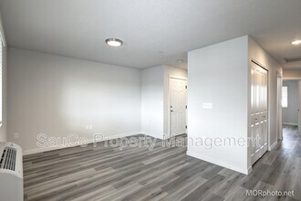 2564 Hawthorne St in Forest Grove, OR - Building Photo - Building Photo