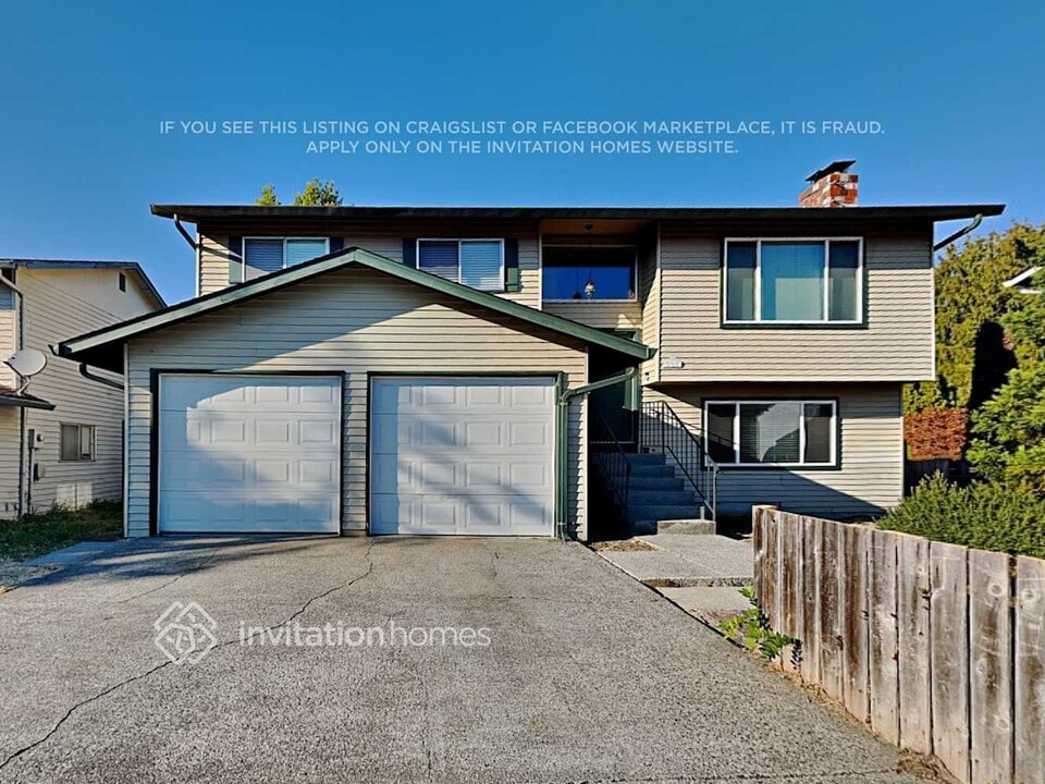 6123 99th St NE in Marysville, WA - Building Photo