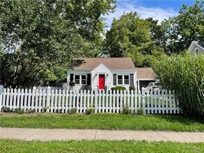 522 South St in East Aurora, NY - Building Photo - Building Photo