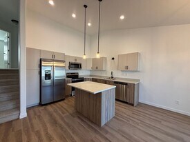 7307 30th St S in Fargo, ND - Building Photo