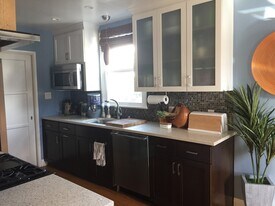 701 Flower Ave in Los Angeles, CA - Building Photo