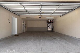 1611 W 208th St in Torrance, CA - Building Photo