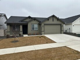 12540 W Pine Grass St in Star, ID - Building Photo