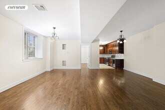 6049 Huxley Ave in Bronx, NY - Building Photo - Building Photo