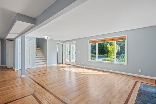 18315 6th Ave NW in Shoreline, WA - Building Photo - Building Photo