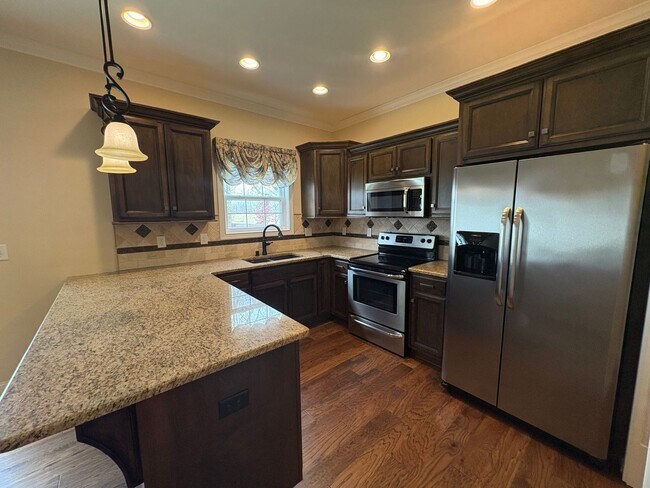 3020 Equestrian Ct in Bowling Green, KY - Building Photo - Building Photo