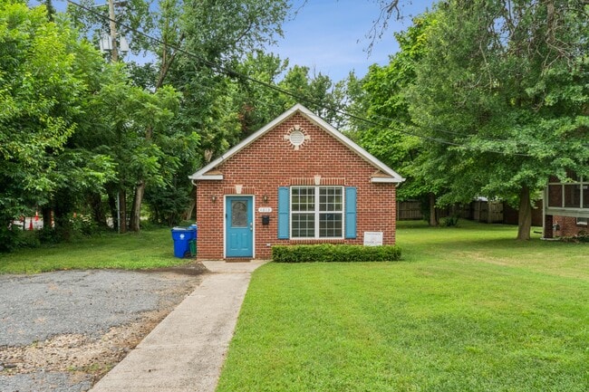 property at 4813 Calvert Rd