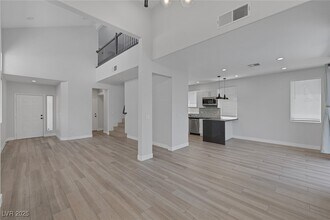1838 Thunder Mountain Dr in Henderson, NV - Building Photo - Building Photo