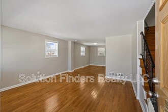 305 Capitol Ct in Essex, MD - Building Photo - Building Photo