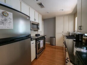 1707 Spyglass Dr in Austin, TX - Building Photo - Building Photo