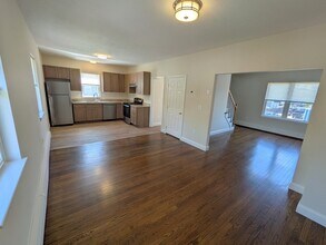 146 Pine St in Attleboro, MA - Building Photo - Building Photo