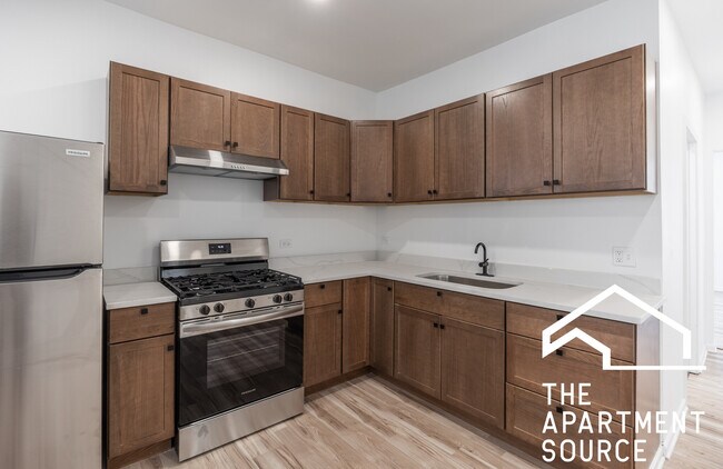 3140 N Kimball Ave in Chicago, IL - Building Photo - Building Photo
