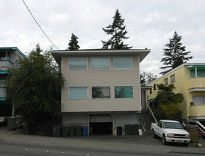 910 85th St in Seattle, WA - Foto de edificio - Building Photo