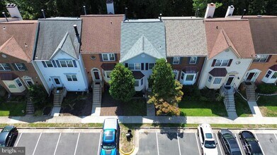 6716 Scott Terrace in Centreville, VA - Building Photo - Building Photo