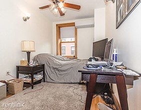 5 Phillips St-Unit -Apt 2C in Boston, MA - Building Photo - Building Photo