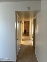 414 E Hermosa Dr in Tempe, AZ - Foto de edificio - Building Photo