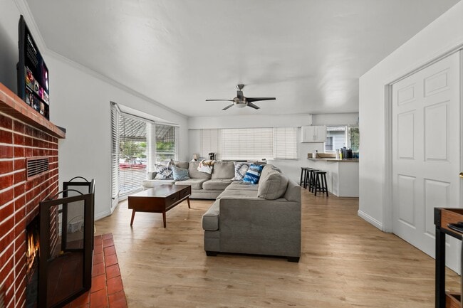 property at 6180-6182 Mary Ln Dr