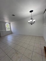 2660 SW 85th Terrace in Miramar, FL - Foto de edificio - Building Photo