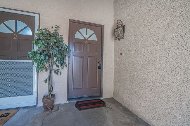 22810 Banyan Pl in Santa Clarita, CA - Building Photo - Building Photo