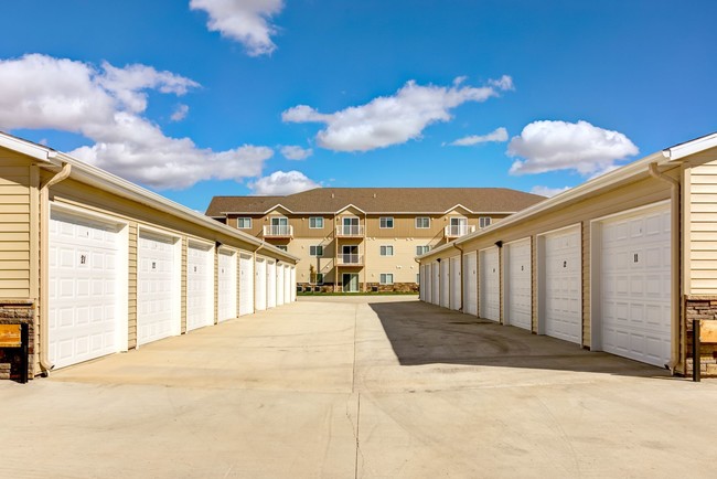 Eagles Landing in Williston, ND - Foto de edificio - Building Photo