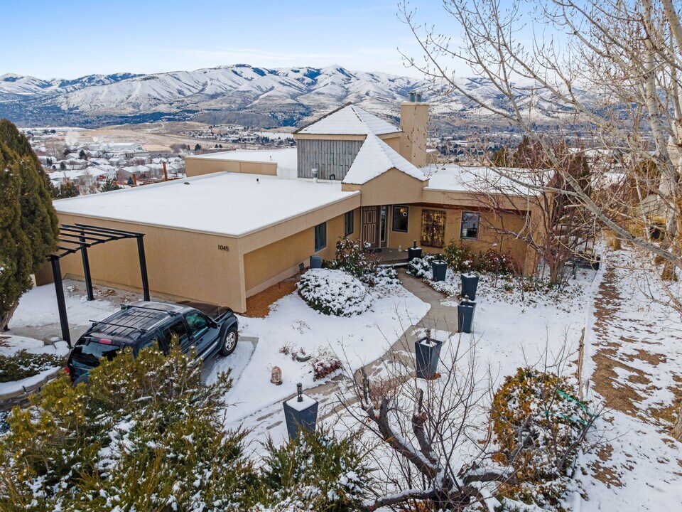 1045 Sagewood Pl, Unit Lower in Pocatello, ID - Foto de edificio