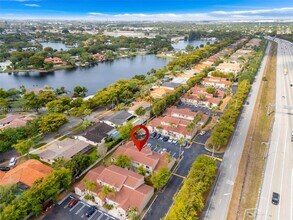 6916 NW 166th Terrace in Hialeah, FL - Building Photo - Building Photo