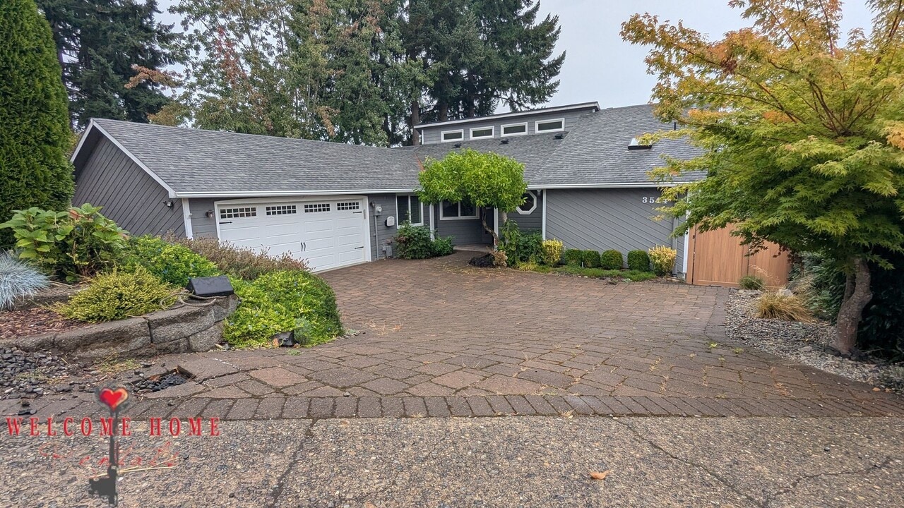 3514 Long Lake Dr SE in Lacey, WA - Building Photo