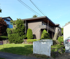 Nuovo Apartments in Seattle, WA - Building Photo